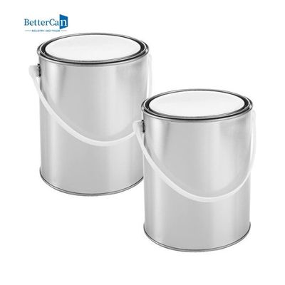 Recicle o retângulo velho das latas da pintura latas vazias da pintura do tamanho de um quarto de 5 litros