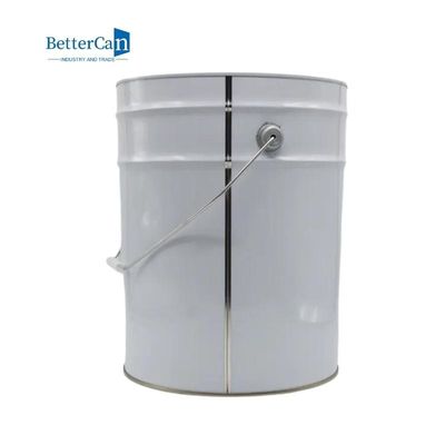 Embalagens de 20 litros em latas de produtos químicos